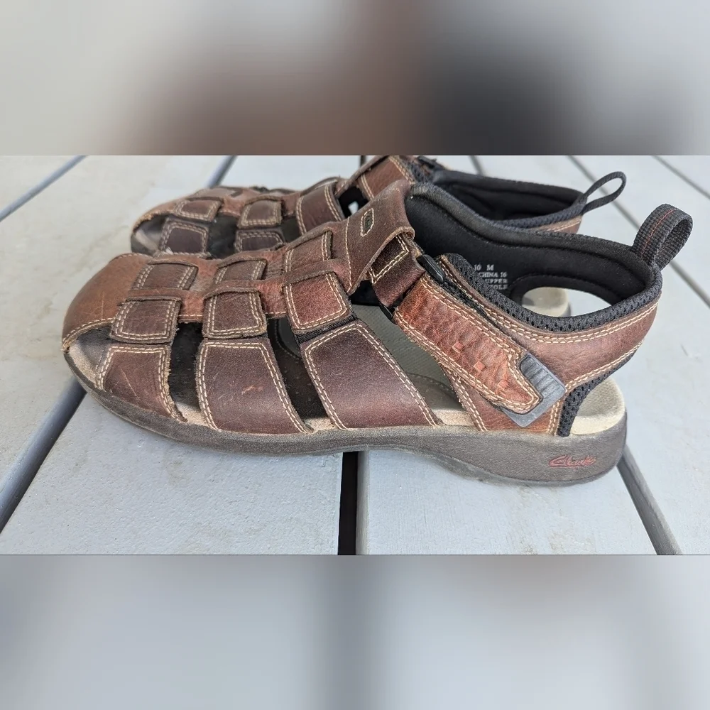 Clarks man leather